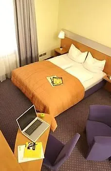 Senator 3* Frankfurt nad Menem